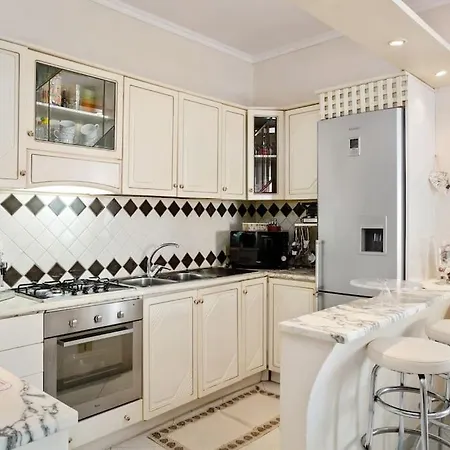Elegant Historic House -10 Min To The Center - * Olbia